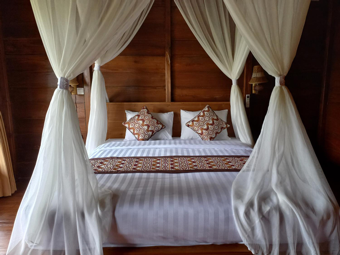 Bedroom 8