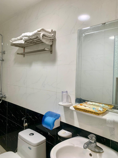 Bathroom 4, Khach san Bach Duong, Ba Đình