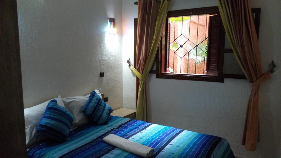 Mirleft Tayought Guest House, Tiznit