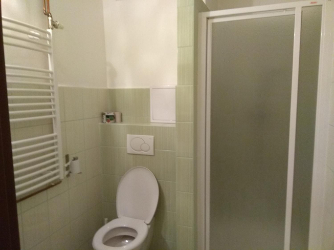 Bathroom, Hotel Lidovy dum, Vsetín