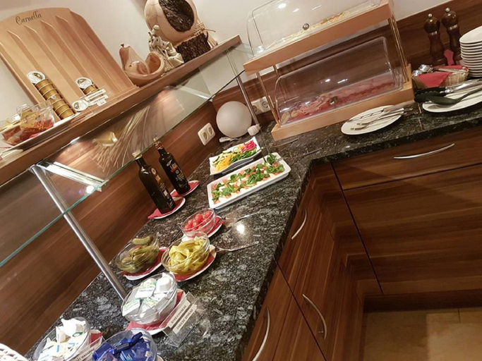 Food & Drinks 5, Hotel Garni Alpendiamant, Landeck