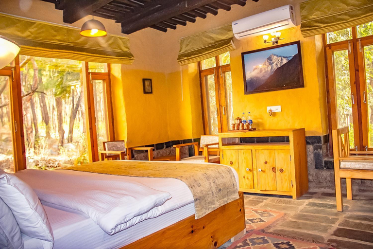 Bedroom 2, Prakriti Aalay, Kangra