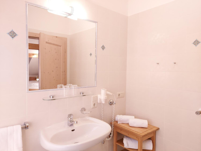 Bathroom 3, Residence Zum Theater, Bolzano