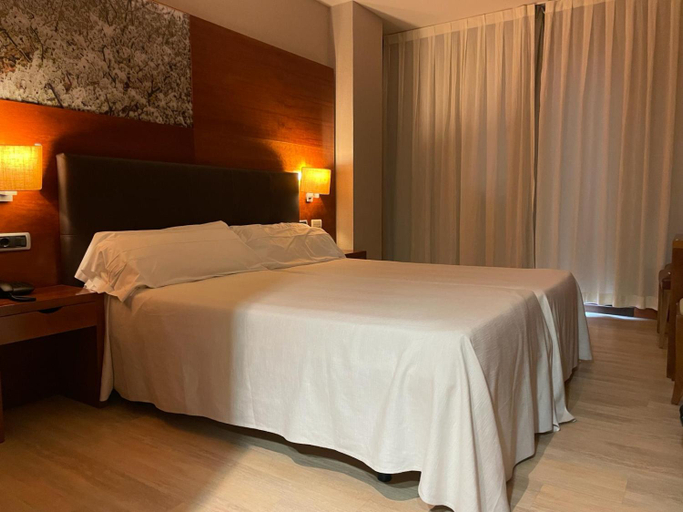 Bedroom 3, Hotel Balneario Valle del Jerte, Cáceres