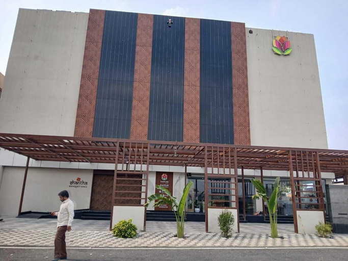 Exterior & Views 2, Hotel Tulips inn by VKG, Gulbarga