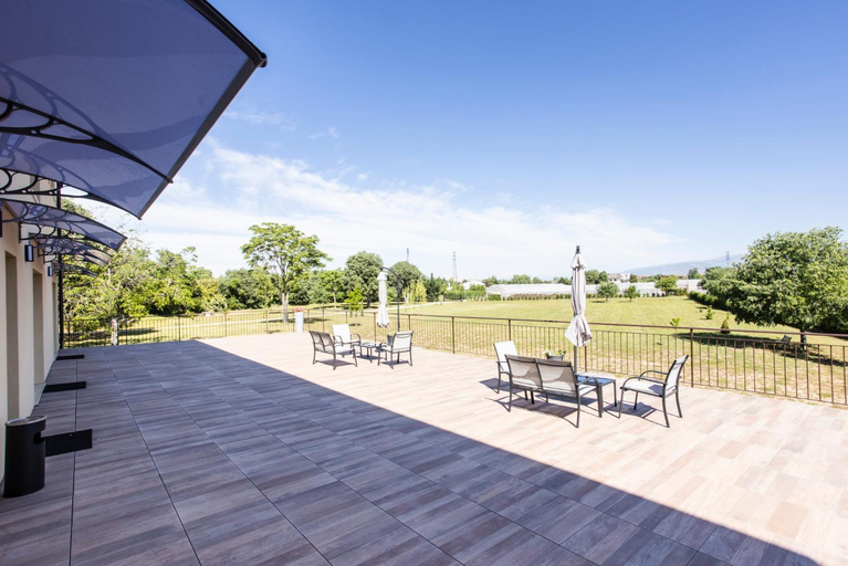 Others 4, BORGOROMA - Business & Apartments, Verona