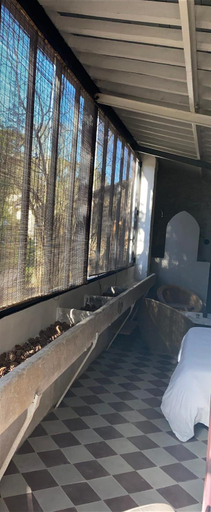 Others 4, Manoir des Sources, Gard