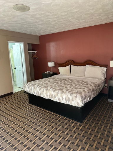 Bedroom 3, Americas Best Value Inn Franklin, Macon