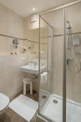 Bathroom 3