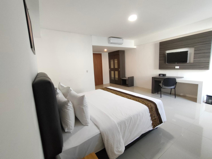 Bedroom 12