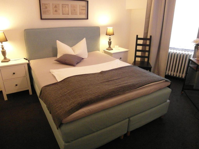 Bedroom 2, Hotel Frankfurter Hof, Limburg-Weilburg