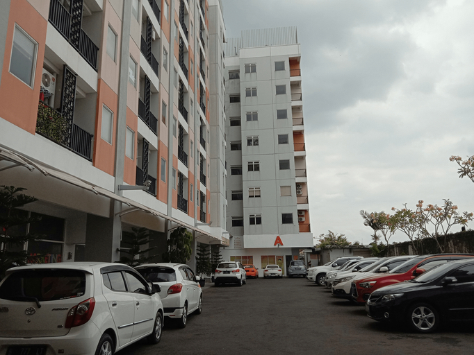 Exterior & Views 3, Room Type Studio At Student Castle Apartmen by Liliput, Sleman