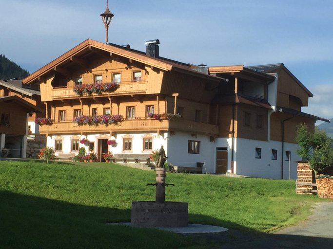 Others 4, Trixlhof, Kitzbühel