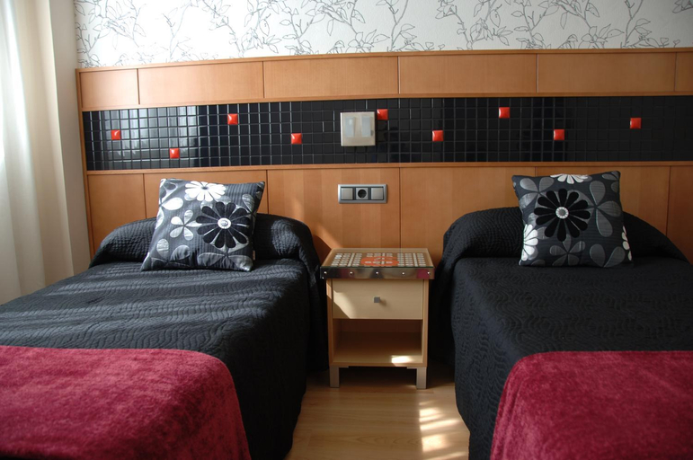 Others 5, Hostal de Cuenca, Cuenca
