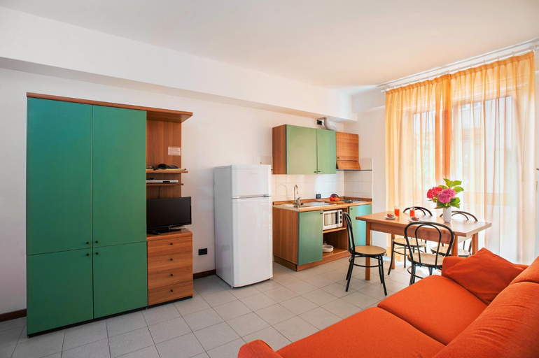 Others 5, Residence Il Monello, Savona