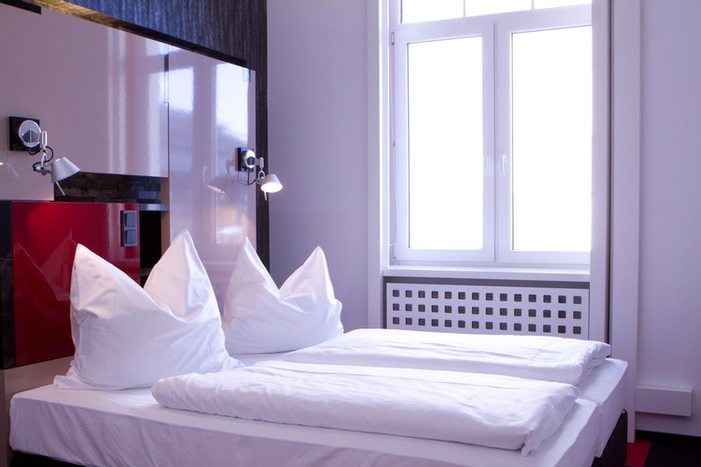 Bedroom 14