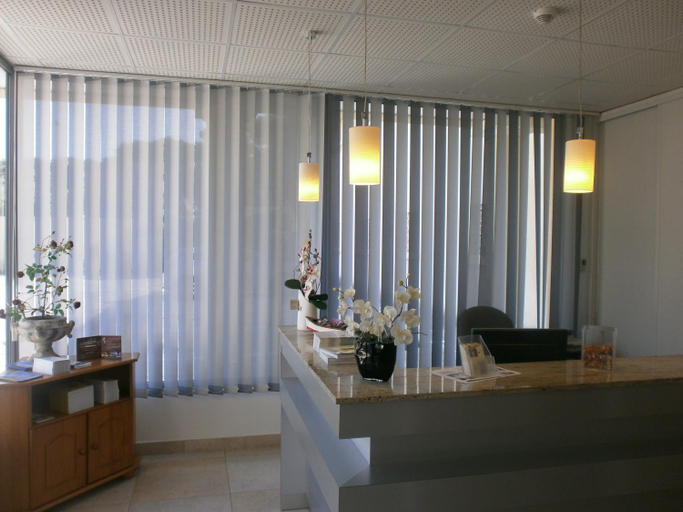 Public Area 2, Au Tapis de Sable, Var