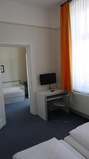 Bedroom 2, Hotel Fortuna, Vorpommern-Greifswald