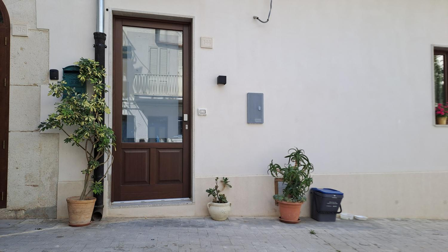 Others 4, Dammuso Romantico, Ragusa