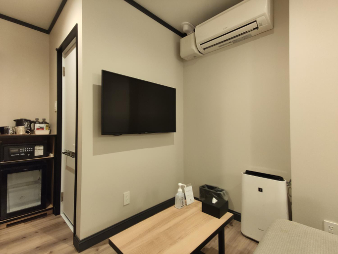 Others 5, yksi SAUNA & STAY, Shinjuku