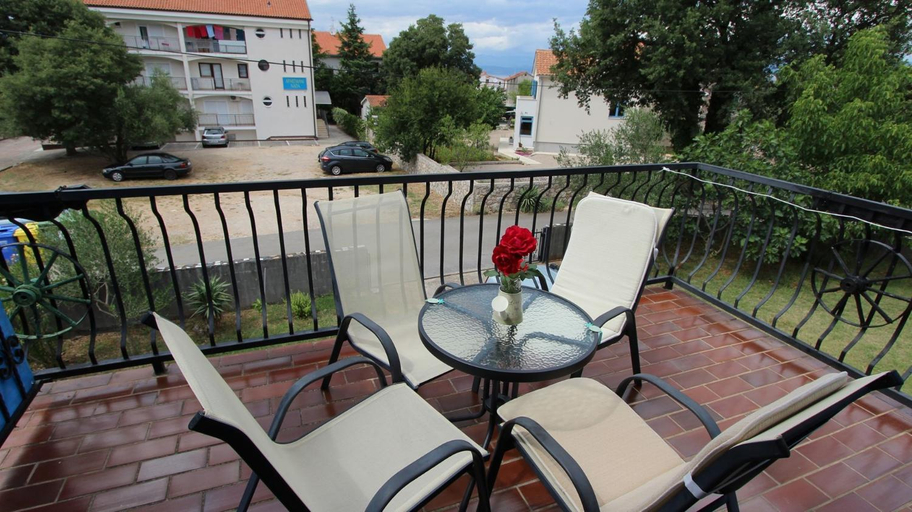 Others 2, Apartments Lastavica, Malinska-Dubašnica
