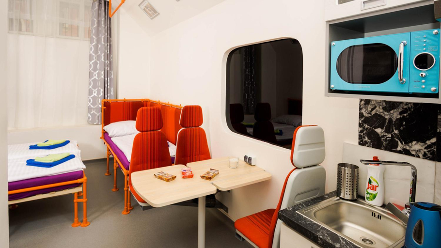 Kitchen 3, METRO Apartment Prague by Main Train and Bus Station, Praha 1