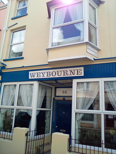 5, Weybourne Guest House, Pembrokeshire