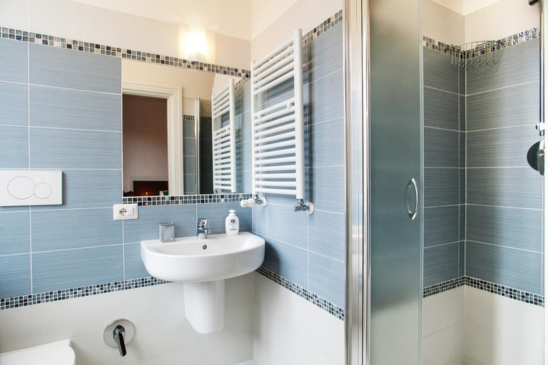 Bathroom 4, Vatica B&B Roma, Rome