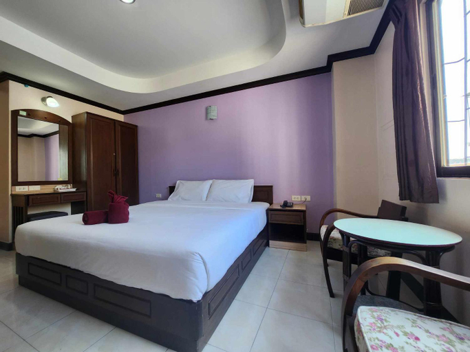 Others 4, White Rose Hotel II, Pattaya