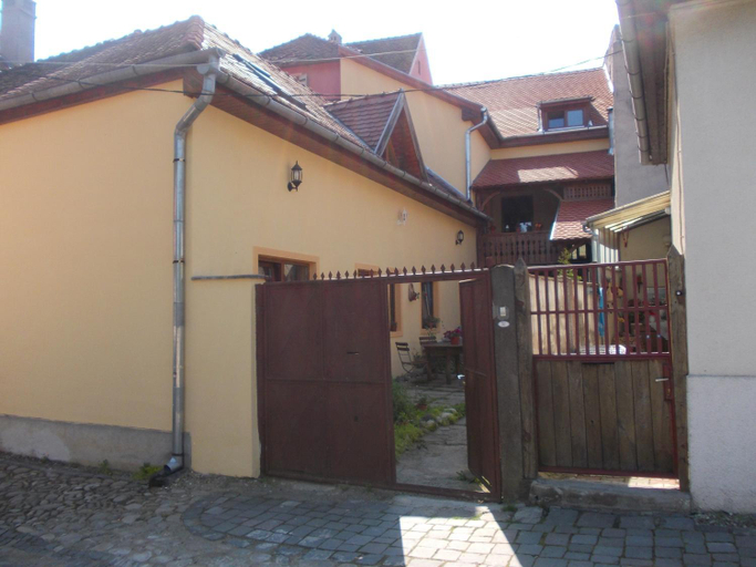 Others 2, Casa Lia, Sighisoara
