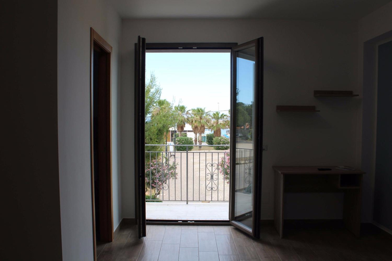 Others 4, Bed Ponente, Palermo