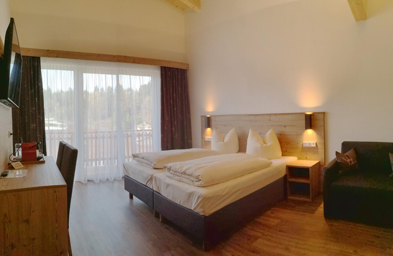 Bedroom 18