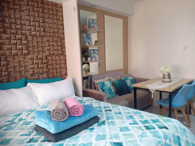 Bedroom 2, The Persimmon Studios, Cebu City