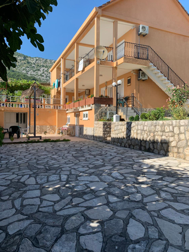 Others 5, IN Villa Guesthouse