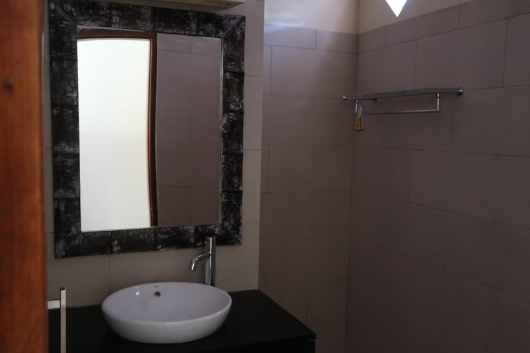 Bathroom, Bali Reef Divers Tulamben, Karangasem