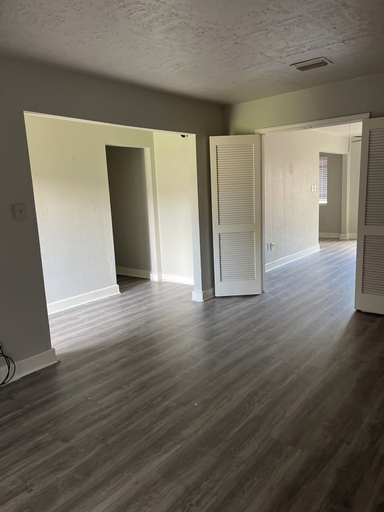 Others 4, 12371 Sharpview Dr, Houston