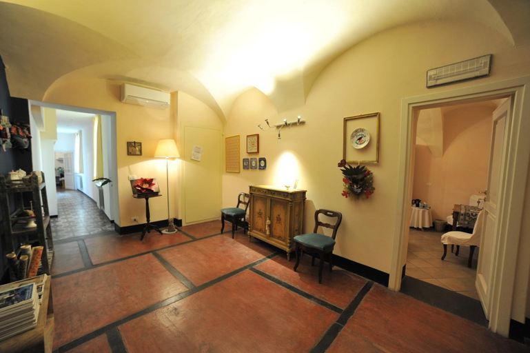 Others 5, Erasmo Rooms & Breakfast, Savona