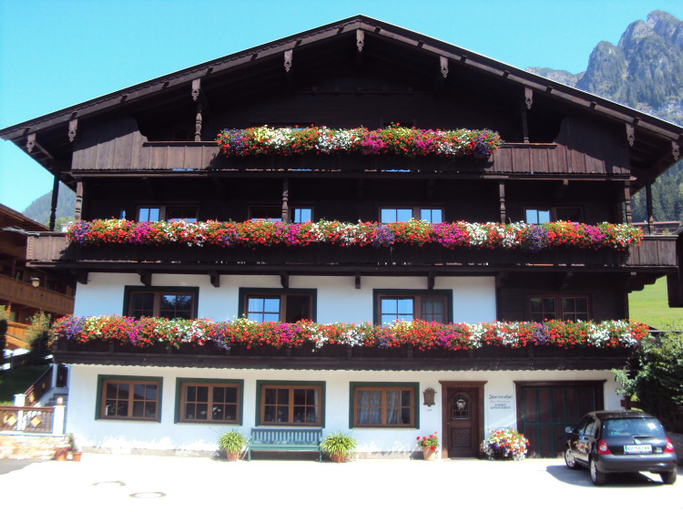 Others 5, Furstenhof, Kufstein