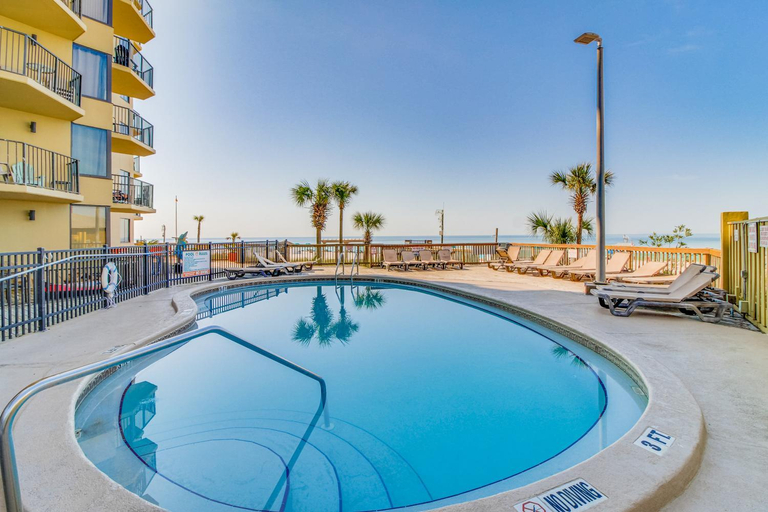 Swimming Pool 9