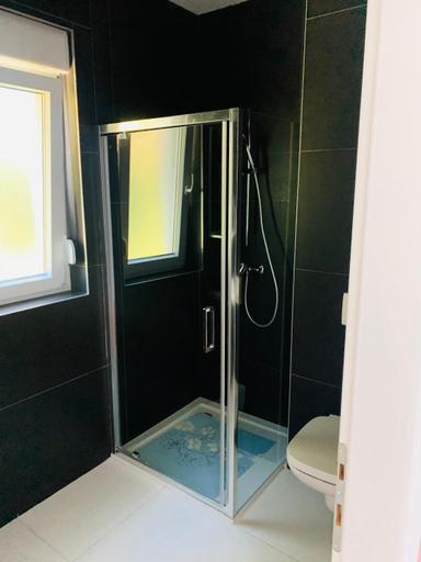 Bathroom 4, Hotel Elu Iris, Split