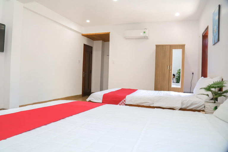 Bedroom 12