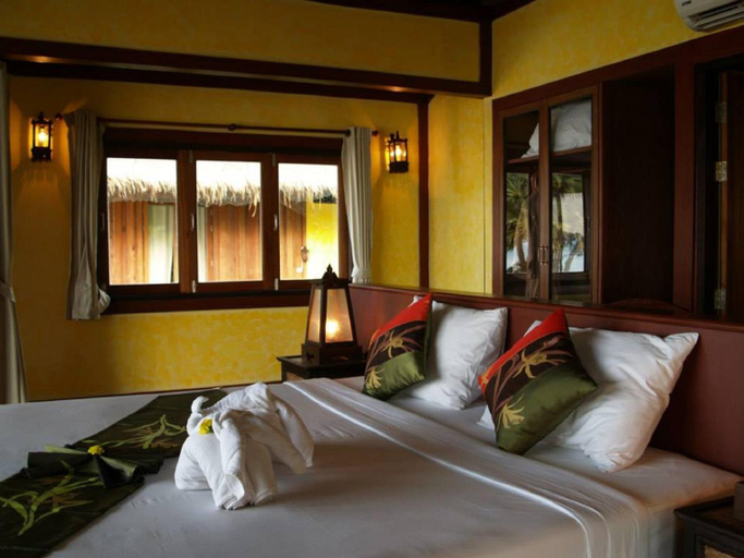 Bedroom 8