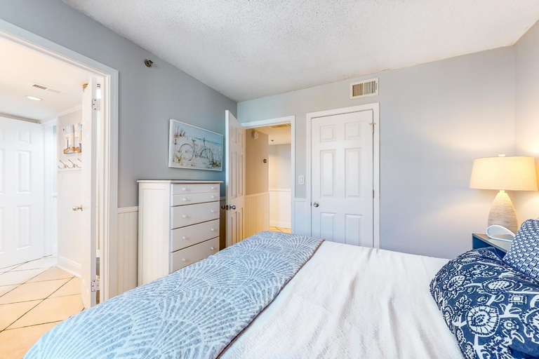 Bedroom 18