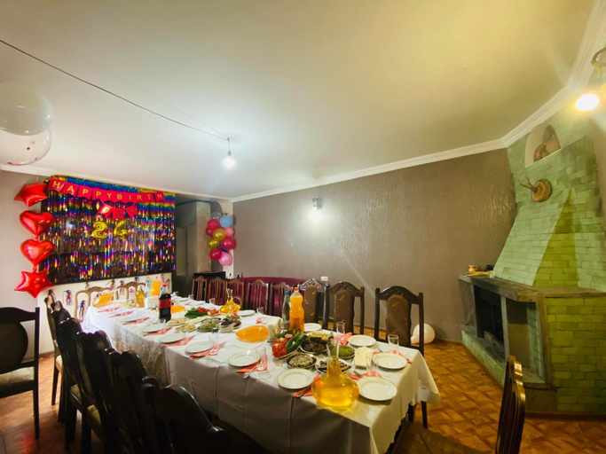 Food & Drinks 4, Guest House Khatuna, Borjomi