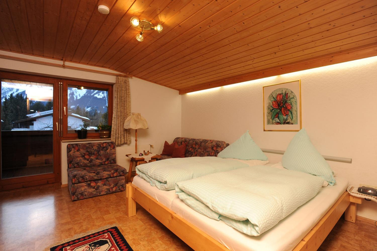 Others 4, Haus Moosbrugger, Reutte