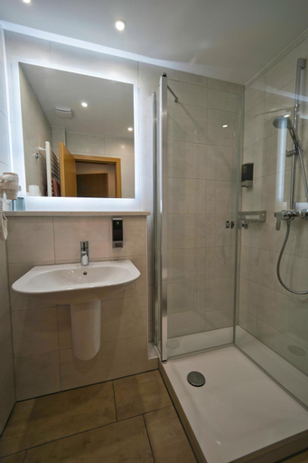 Bathroom 5