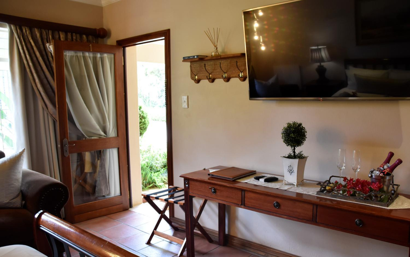Others 3, LUXURY ROOM @ 4 STAR GUEST HOUSE, Nkangala