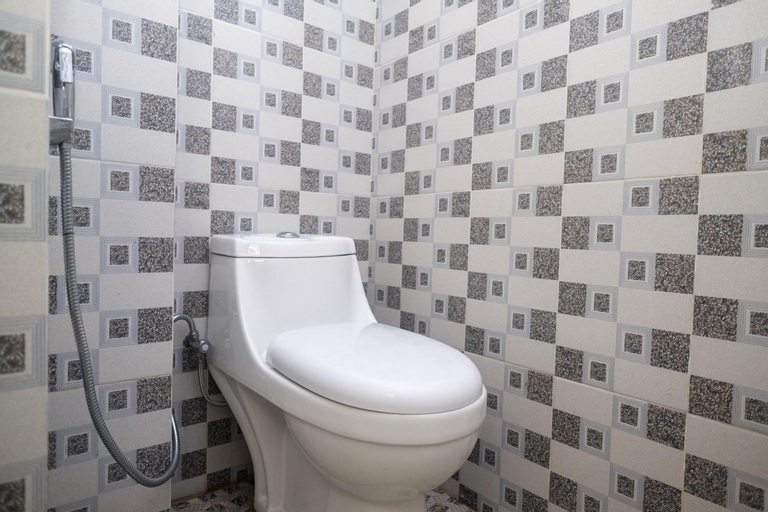 Bathroom 5