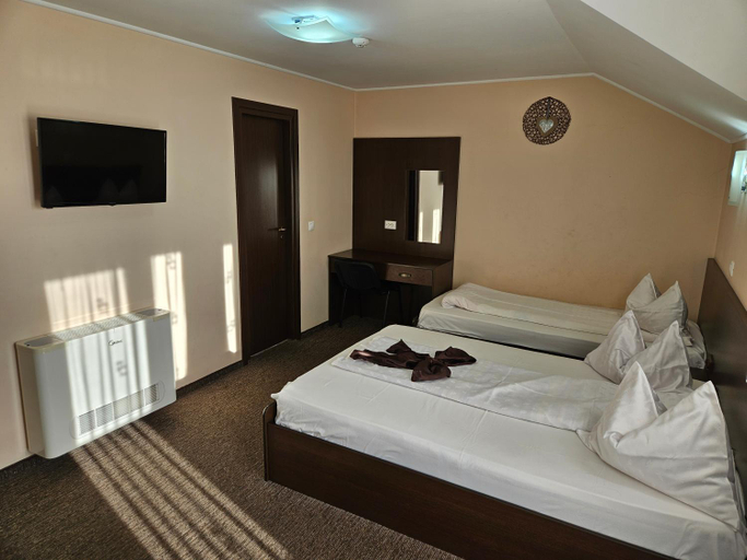 Bedroom 3, Pensiunea Carmena, Sanmartin