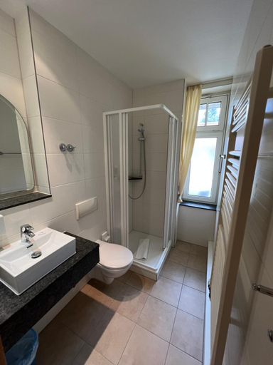 Bathroom 4, Hotel Poseidon, Rostock